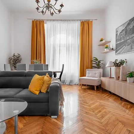 Profesorski Przy Rynku Apartment